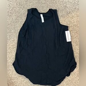 Peace & Pearls Women’s XL Top (NWT)